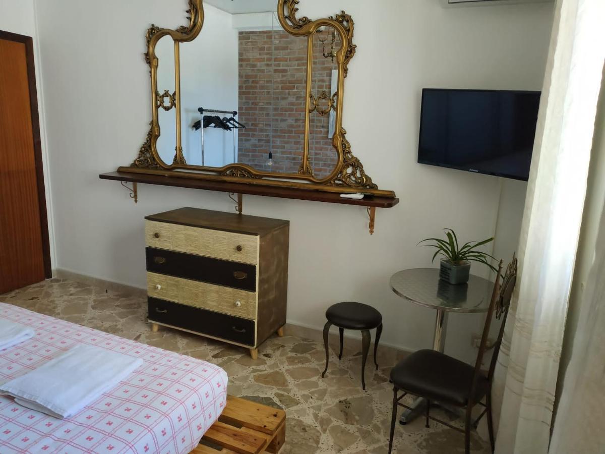 Tilde B&B เชฟาลู ภายนอก รูปภาพ