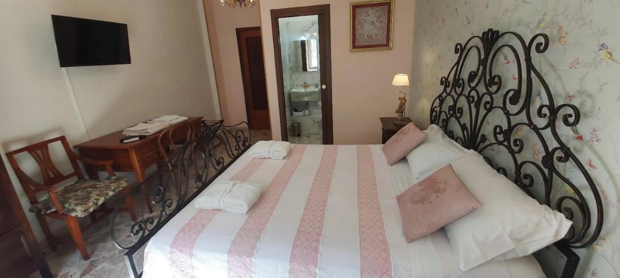 Tilde B&B เชฟาลู ภายนอก รูปภาพ