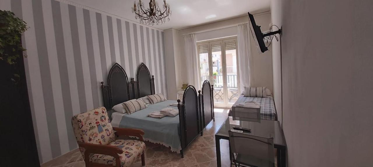 Tilde B&B เชฟาลู ภายนอก รูปภาพ